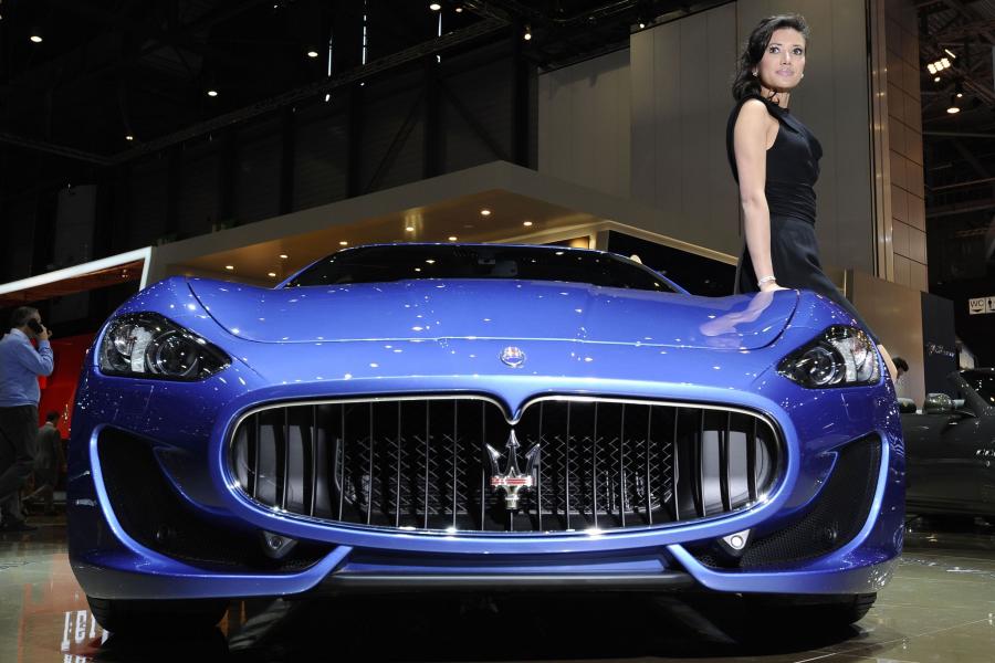  Maserati GranTurismo Sport 2012 года  (фото 2 из 37)